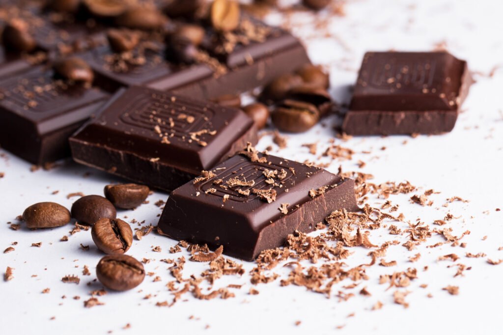Diez beneficios de aumentar tu consumo de chocolate negro
